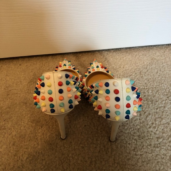 Christian Loubition heels - Picture 5 of 8